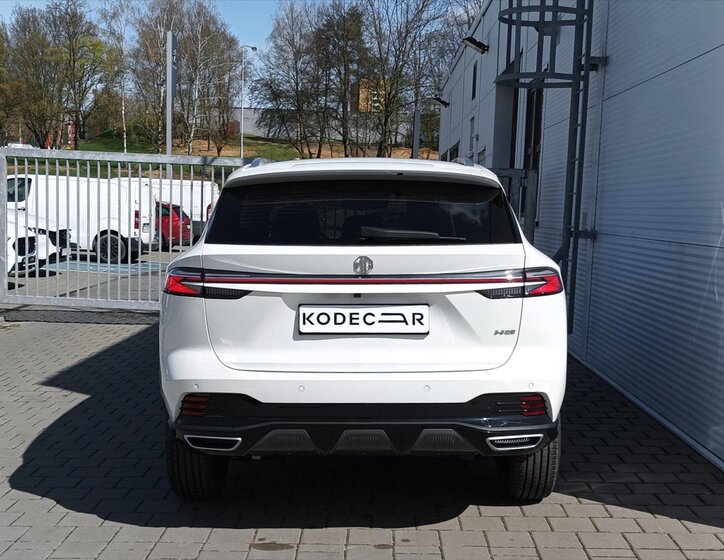 MG HS SUV / Terénní 1,5 l 125 kw