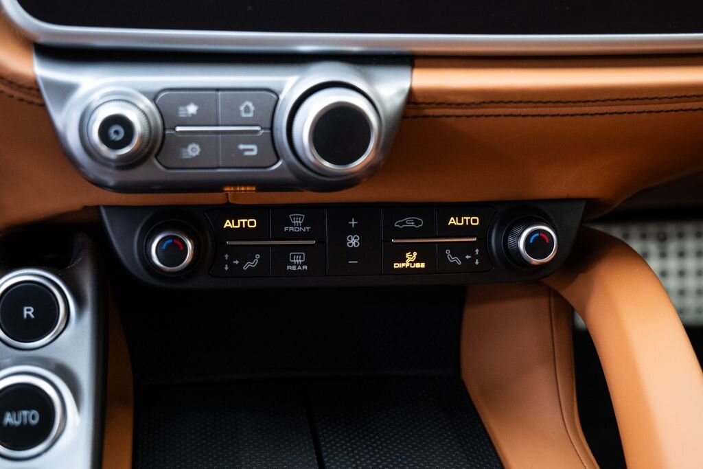 Ferrari GTC4 Lusso Kupé 6,3 l 507 kw