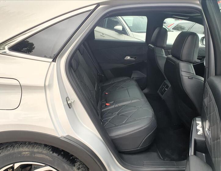 DS Automobiles DS7 Crossback 16