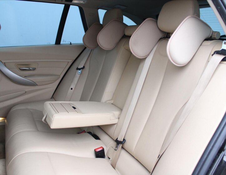 BMW Řada 3 Kombi 2,0 l 120 kw