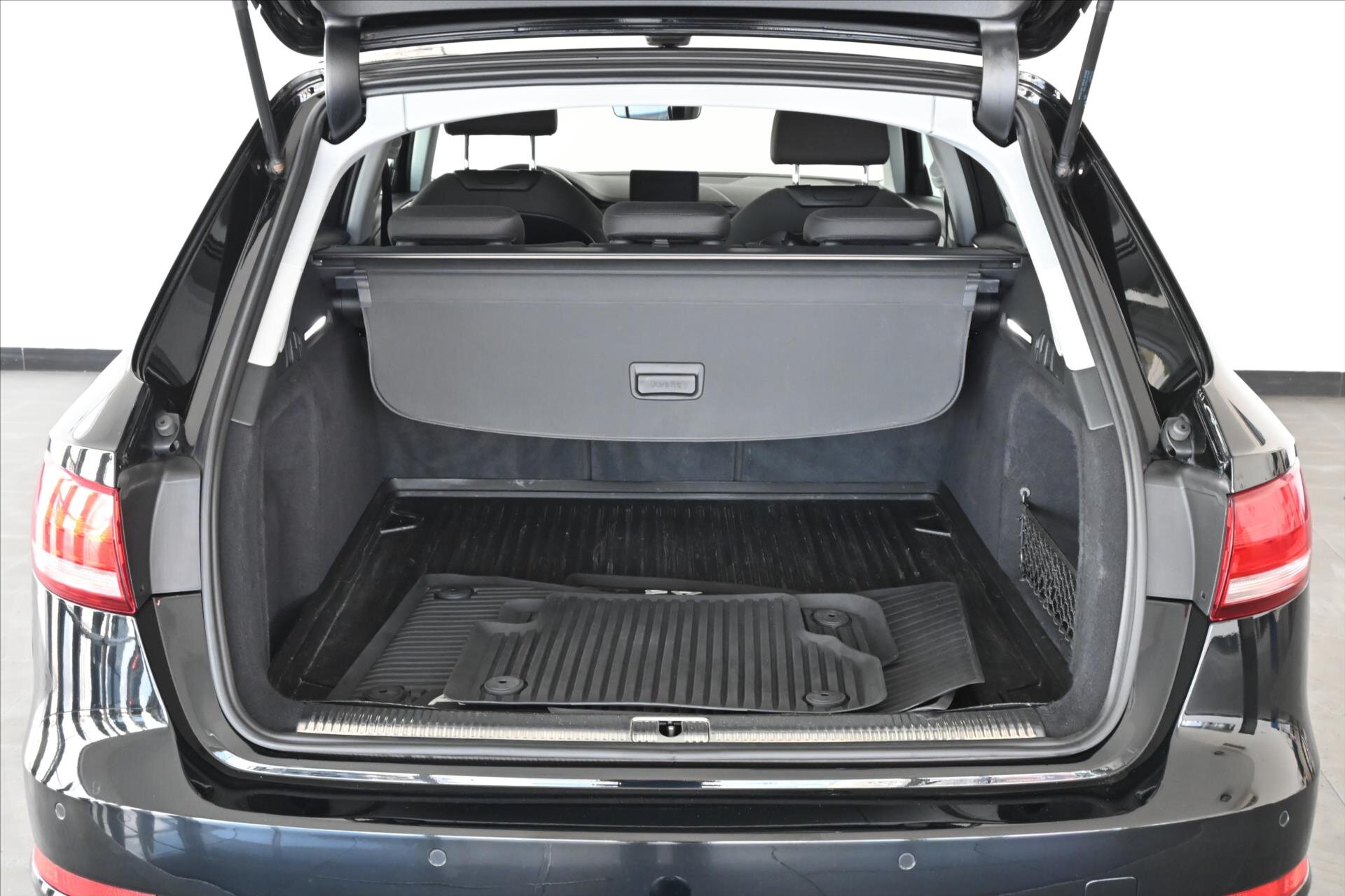 Audi A4 Kombi 2,0 l 140 kw
