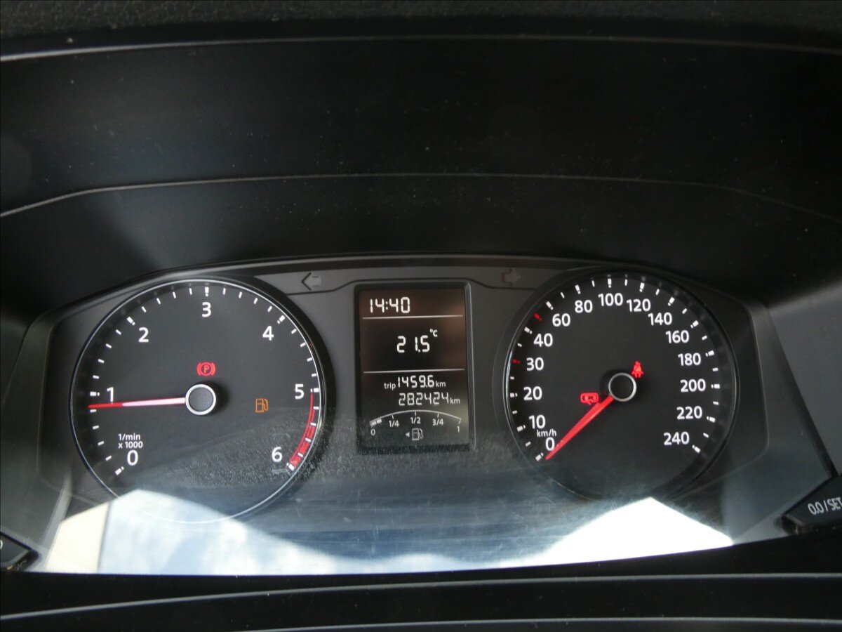 Volkswagen Transporter Skříň 2,0 l 75 kw