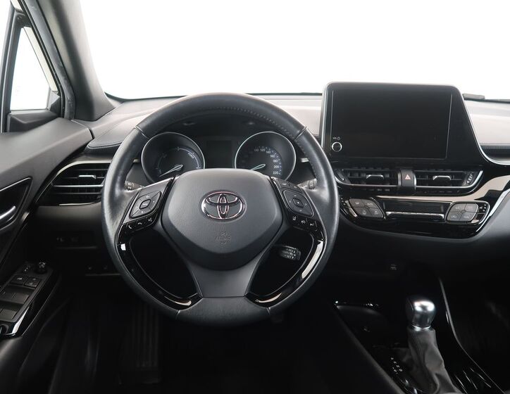 Toyota C-HR 15