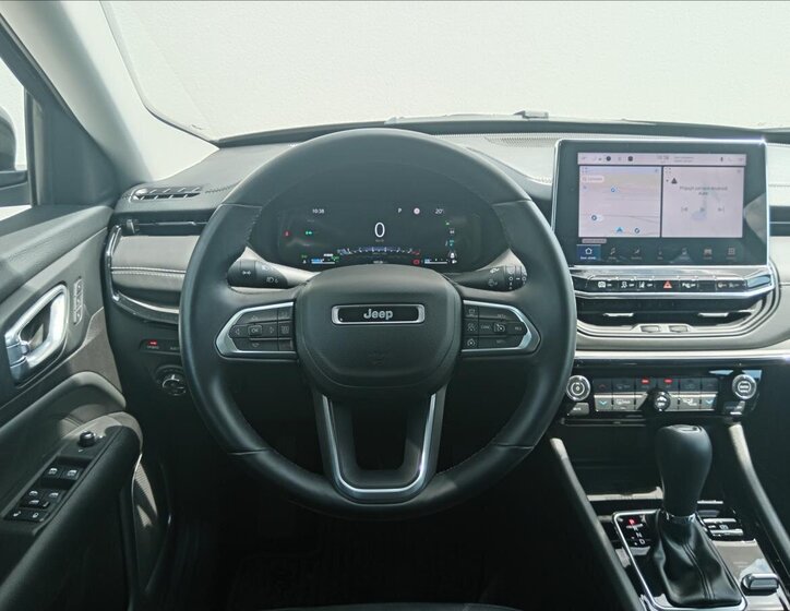 Jeep Compass SUV / Terénní 1,3 l 132 kw