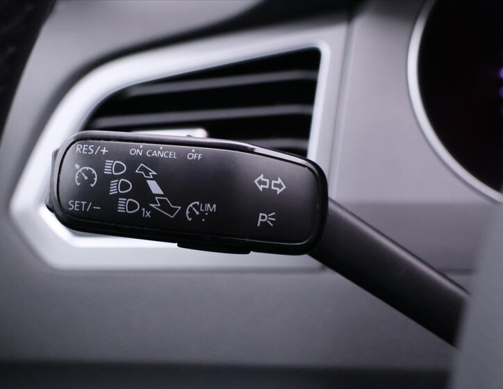 Volkswagen Golf Sportsvan MPV 1,6 l 81 kw