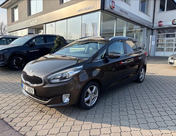KIA Carens Kombi 1,7 l 104 kw