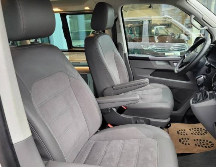 Volkswagen California VAN-Minibus 2,0 l 110 kw