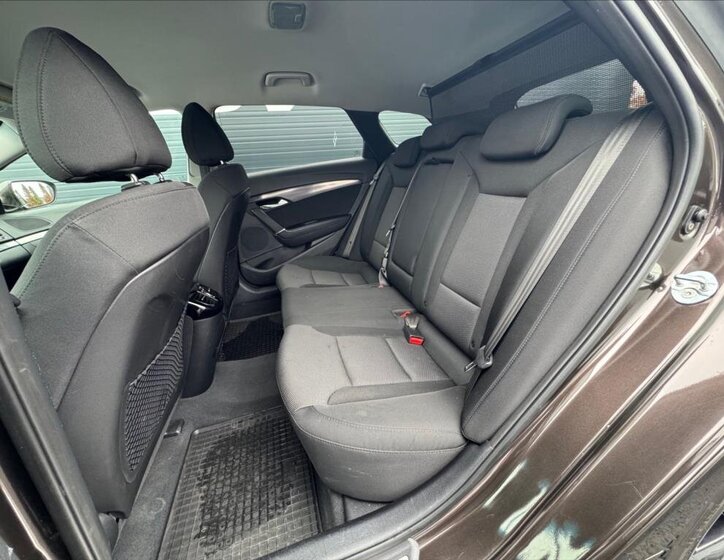 Hyundai i40 Kombi 1,7 l 104 kw