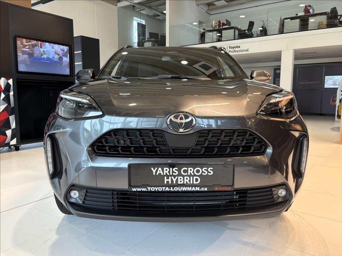 Toyota Yaris Cross SUV 1,5 l 85 kw
