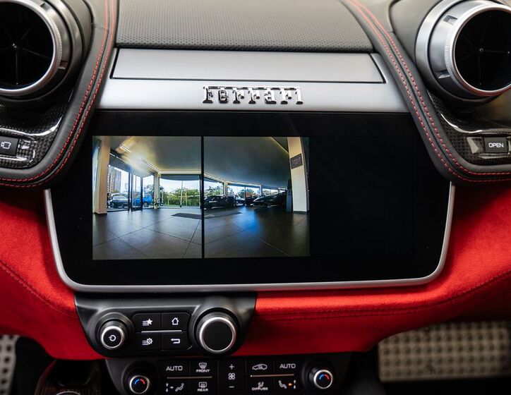 Ferrari GTC4 Lusso 12