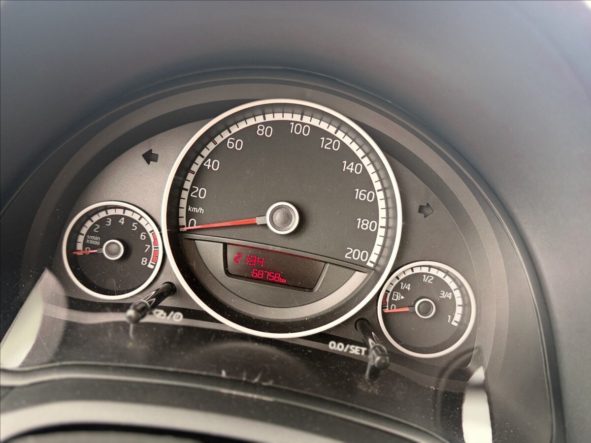 Volkswagen up! Hatchback 999,0 44 kw