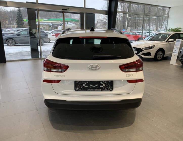 Hyundai i30 Kombi 1,5 l 70 kw