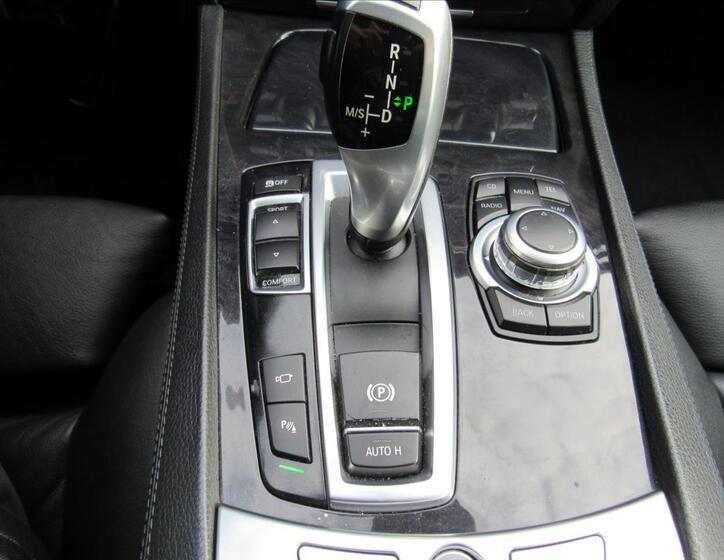 BMW Řada 7 21