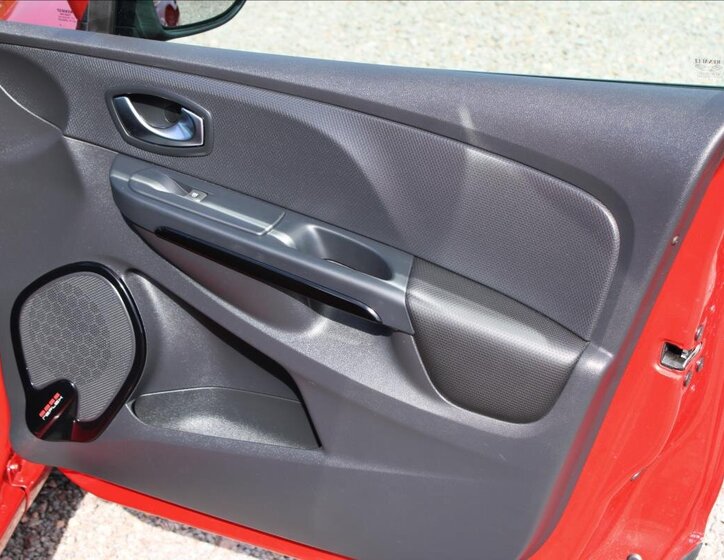 Renault Clio Hatchback 898,0 66 kw