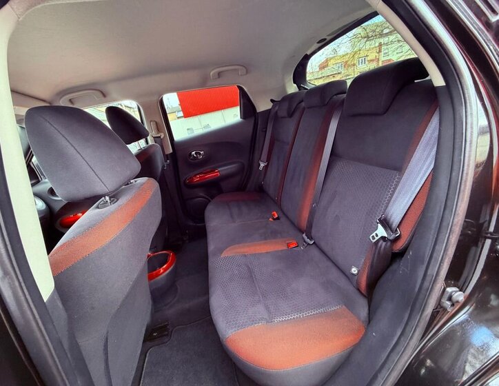 Nissan Juke Hatchback 1,6 l 86 kw