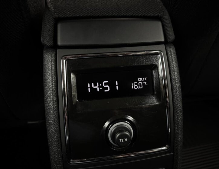 Škoda Superb Kombi 2,0 l 103 kw