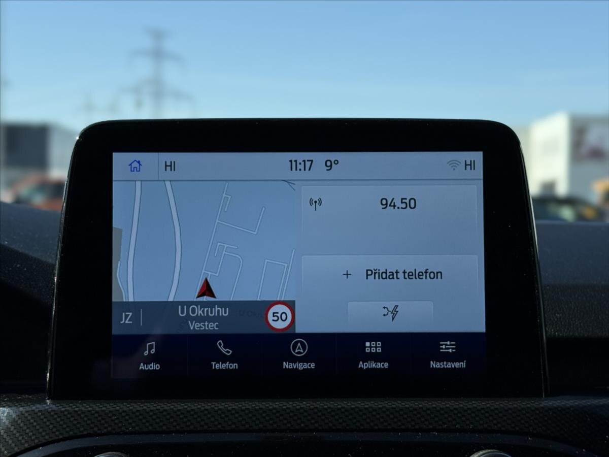 Ford Kuga SUV / Terénní 2,5 l 140 kw