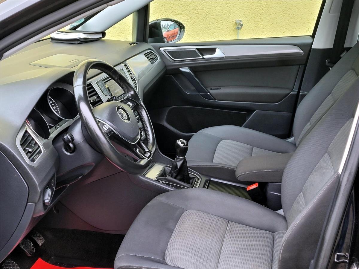 Volkswagen Golf Sportsvan MPV 1,2 l 81 kw