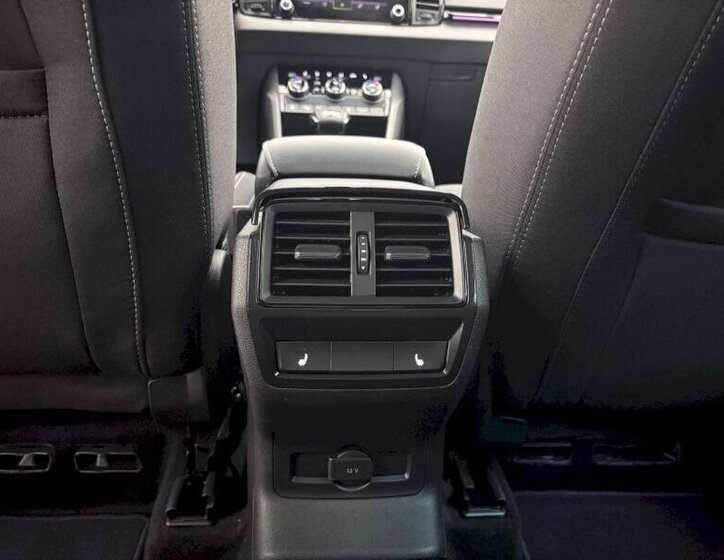 Škoda Karoq SUV 1,5 l 110 kw