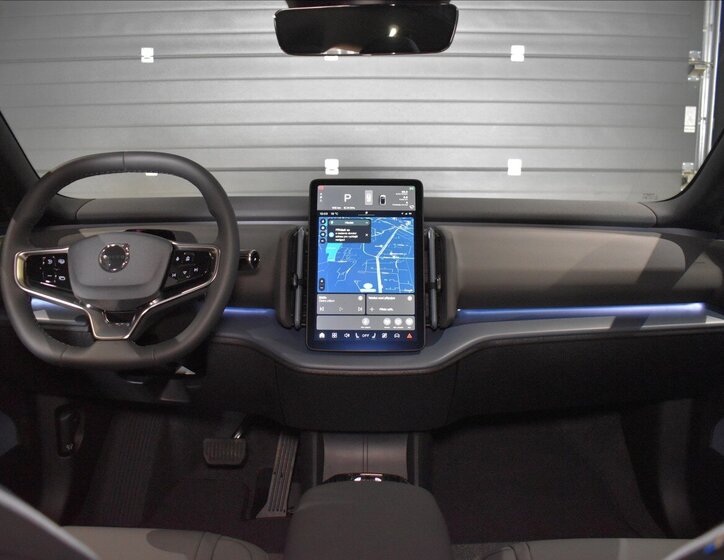 Volvo EX30 SUV / Terénní 0,0 315 kw