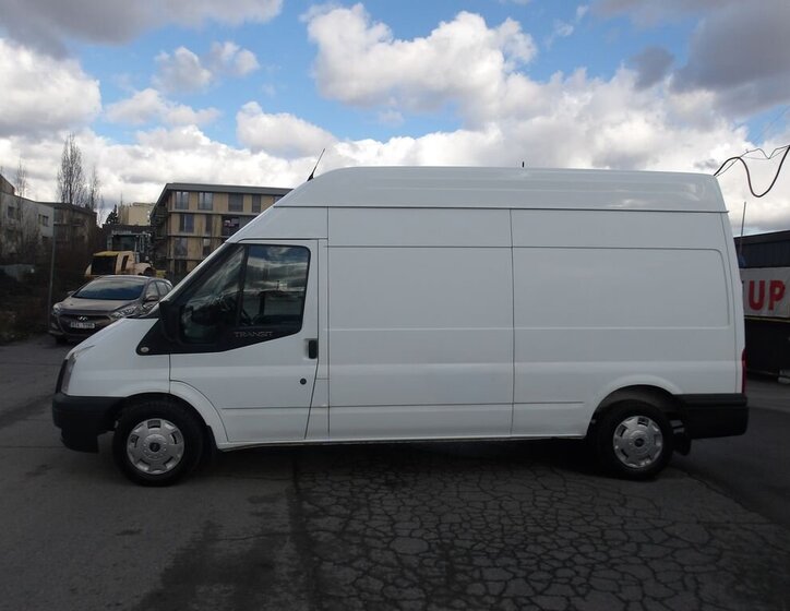 Ford Transit Skříň 2,2 l 74 kw