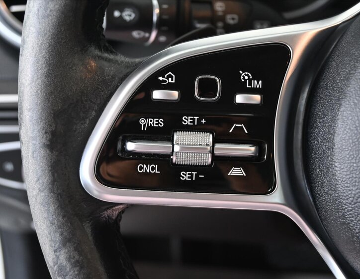 Mercedes-Benz Třídy C Kombi 2,0 l 143 kw