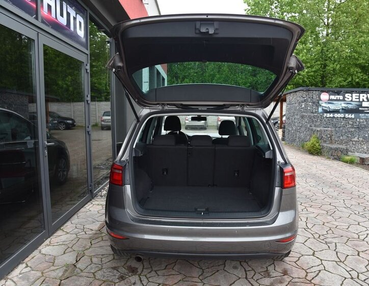 Volkswagen Golf Sportsvan MPV 1,2 l 81 kw