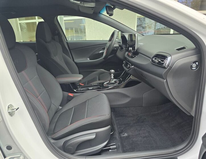 Hyundai i30 Hatchback 1,5 l 70 kw