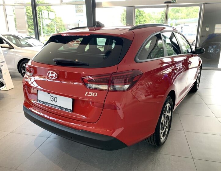 Hyundai i30 5