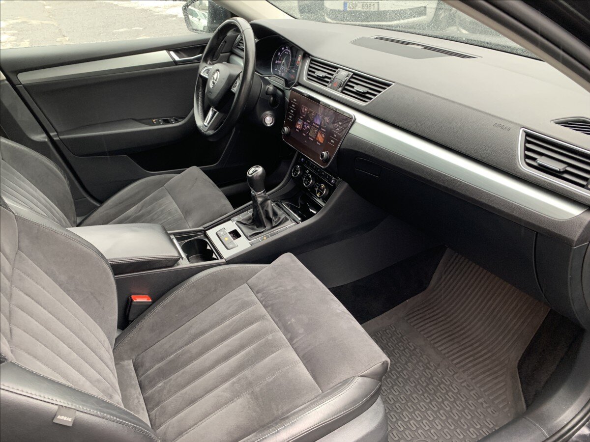 Škoda Superb Liftback 1,5 l 110 kw