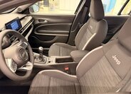 Jeep Avenger Hatchback 1,2 l 74 kw