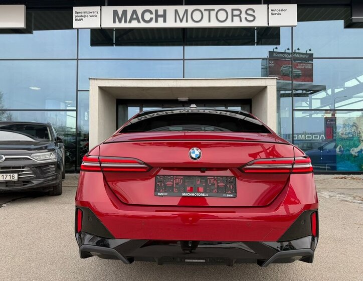 BMW Řada 5 Sedan / Limuzína 3,0 l 210 kw