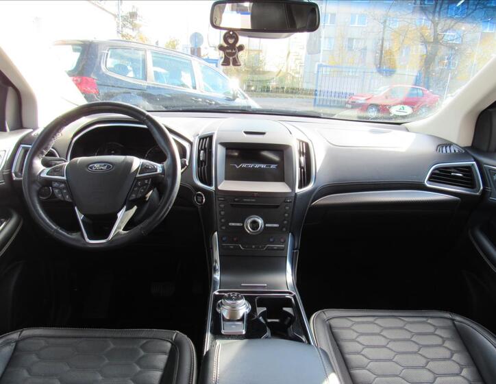 Ford Edge 11