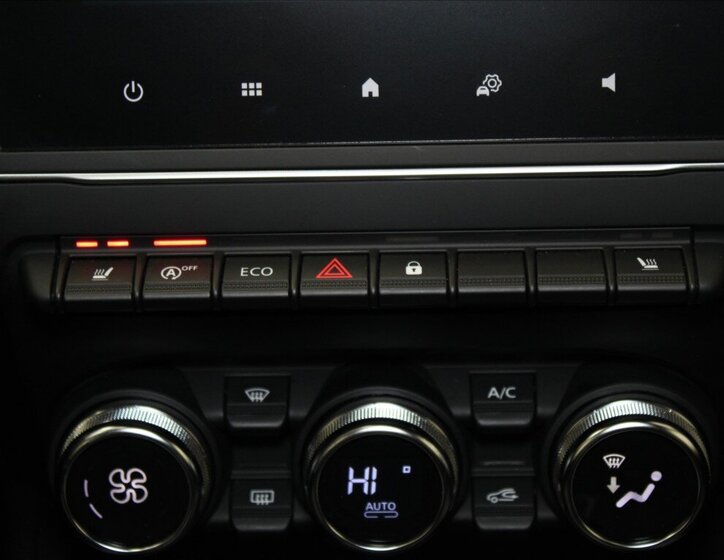 Mitsubishi Colt Hatchback 999,0 67 kw