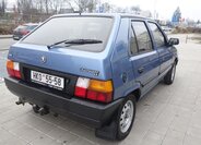 Škoda Favorit 9