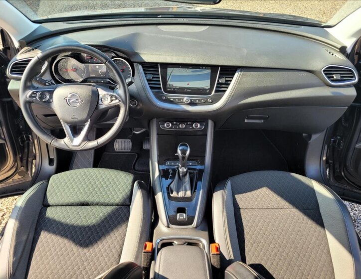 Opel Grandland X SUV / Terénní 1,5 l 96 kw