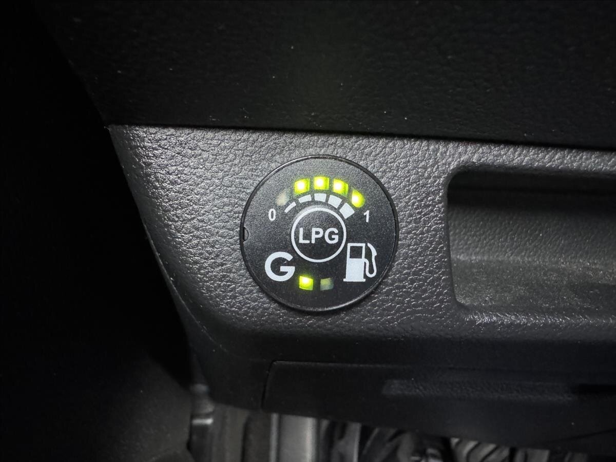 Renault Clio Hatchback 999,0 67 kw