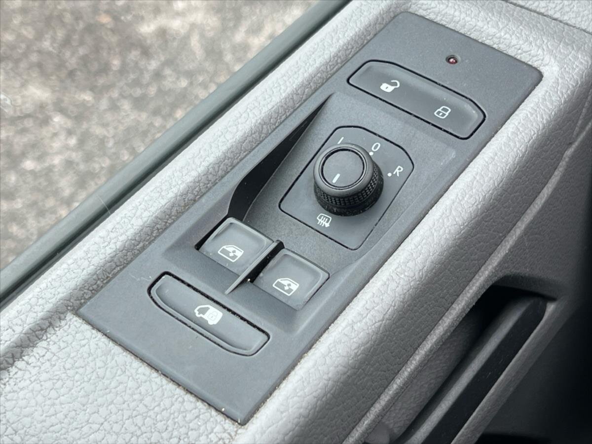 Volkswagen Transporter Skříň 2,0 l 110 kw