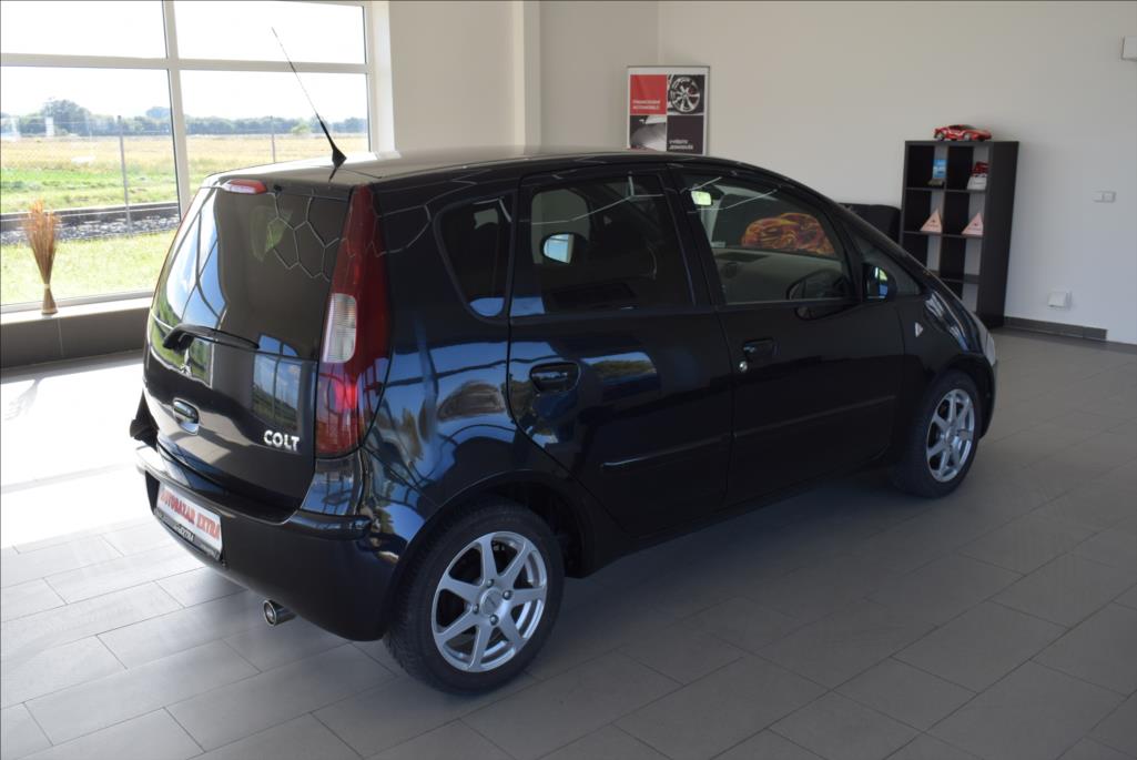 Mitsubishi Colt