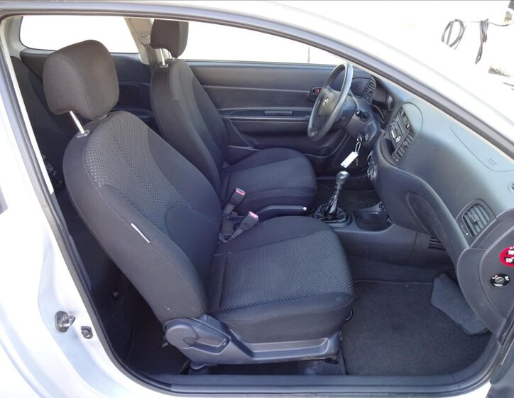 Hyundai Accent Hatchback 1,4 l 71 kw