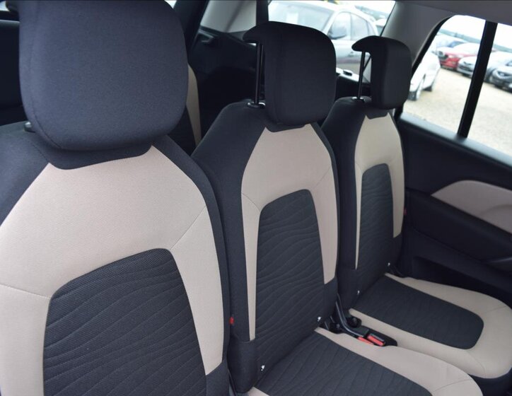 Citroën Grand C4 Picasso MPV 1,6 l 88 kw