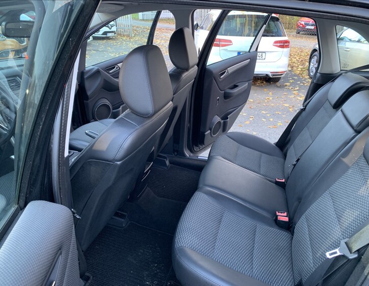 Mercedes-Benz Třídy B 15