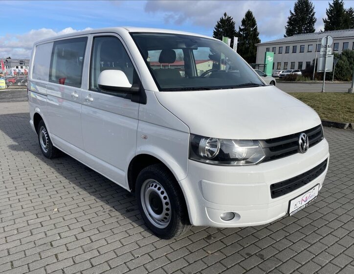 Volkswagen Transporter Kombi 2,0 l 75 kw