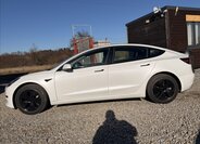Tesla Model 3 Sedan / Limuzína 0,0 100 kw