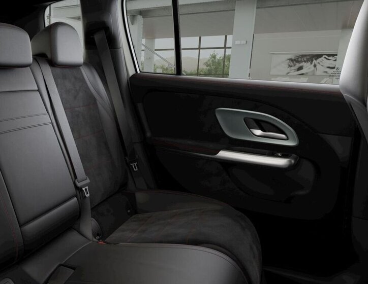 Mercedes-Benz GLB SUV / Terénní 0,0 200 kw