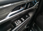 Jeep Wagoneer SUV / Terénní 5,7 l 292 kw