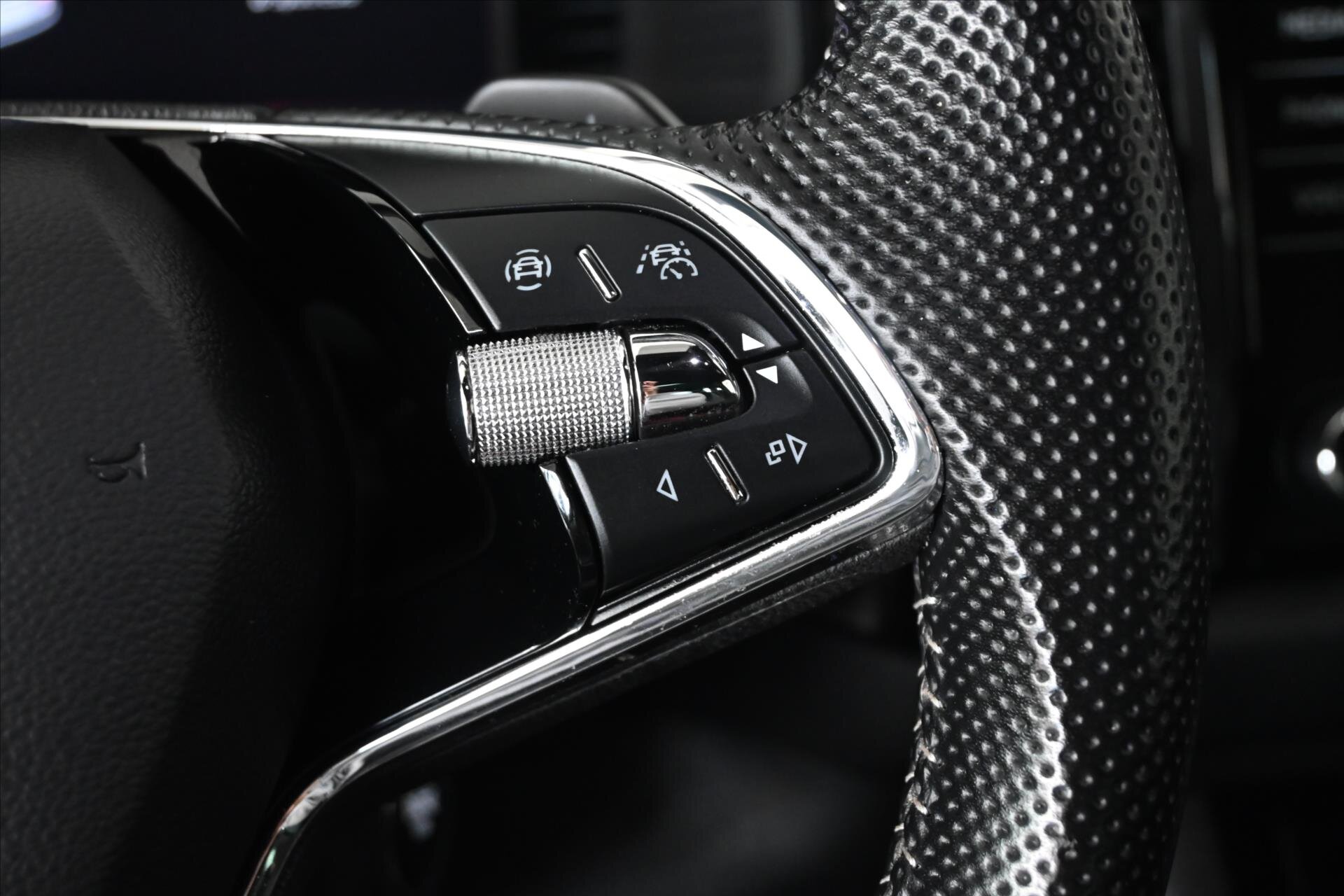 Škoda Kodiaq SUV / Terénní 1,5 l 110 kw