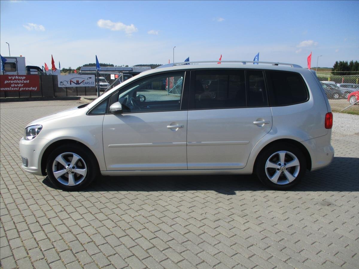 Volkswagen Touran Kombi 1,2 l 77 kw