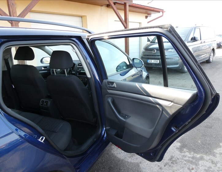 Volkswagen Golf Kombi 1,2 l 77 kw