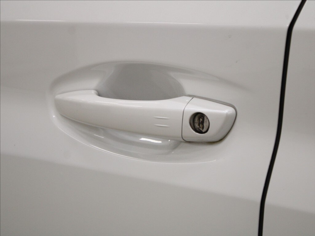 Peugeot 208 Hatchback 1,2 l 74 kw